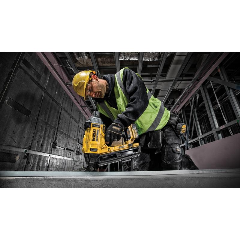 DeWALT DCN890NXJ Concrete Nailer Cordless 18v Nail Gun DCN890NXJ