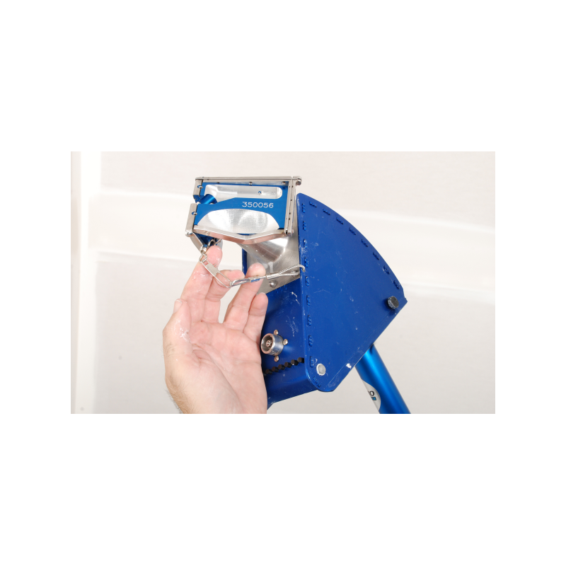 Tapepro Corner Finisher Handle 1200mm – CFH-1200